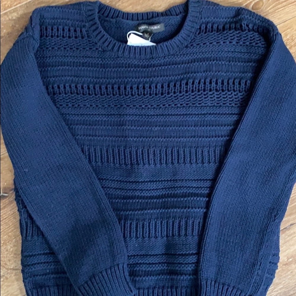 NWT Banana Republic Factory navy blue sweater
